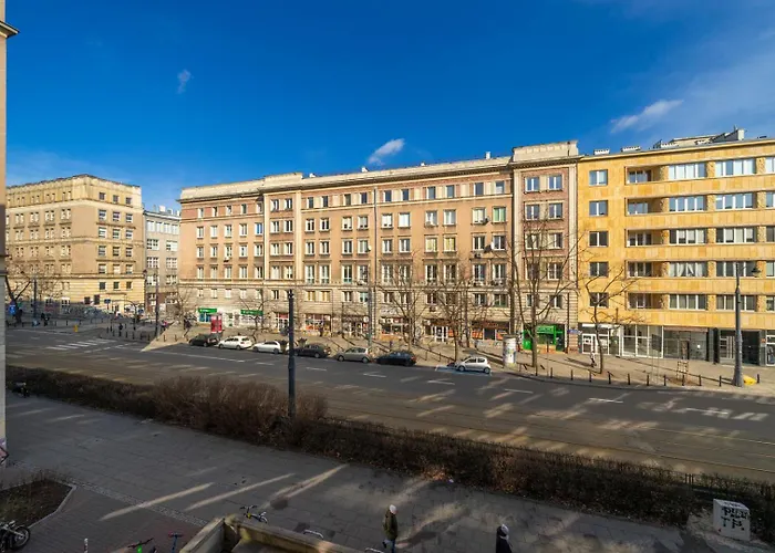 Апартаменты Downtown - Location, Metro&trams Nearby - By Rentujemy *