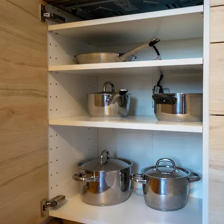 Downtown - Location, Metro&trams Nearby - By Rentujemy