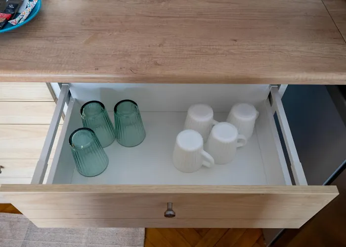 Downtown - Location, Metro&trams Nearby - By Rentujemy Appartement *