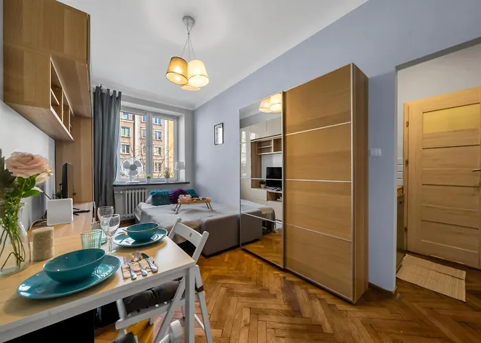 Appartement Downtown - Location, Metro&trams Nearby - By Rentujemy Varsovie