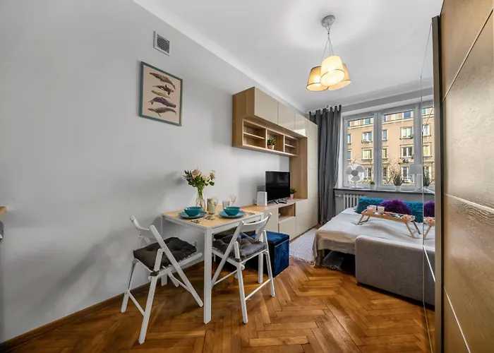 Appartement Downtown - Location, Metro&trams Nearby - By Rentujemy *