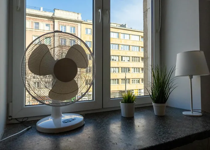 Appartement Downtown - Location, Metro&trams Nearby - By Rentujemy